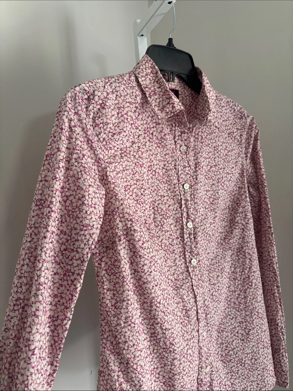 J. Crew Liberty Print Pink and White Floral Button-Up Shirt Size 00 Classic